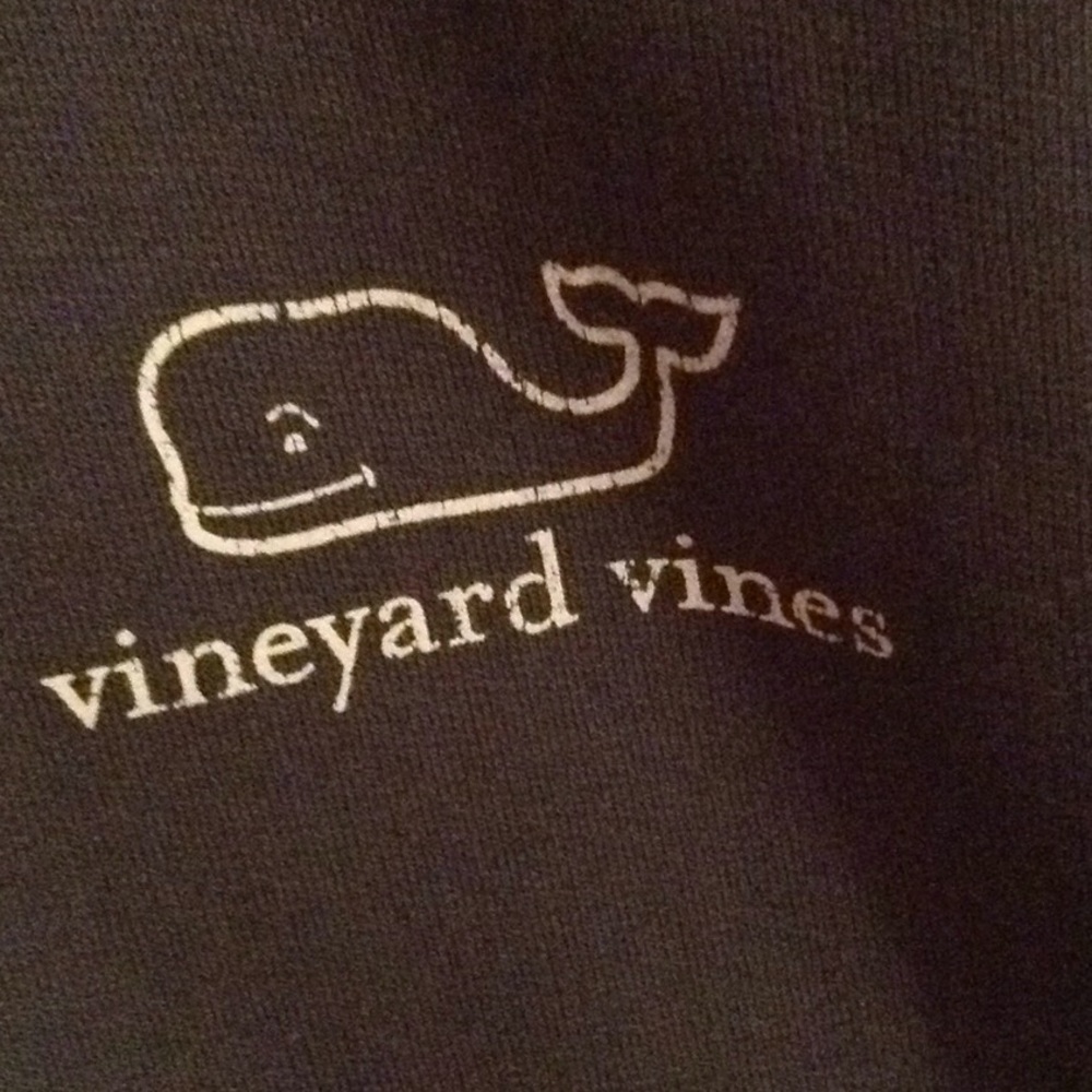 Vineyard Vines  1/4 zip - Picture 2 of 6